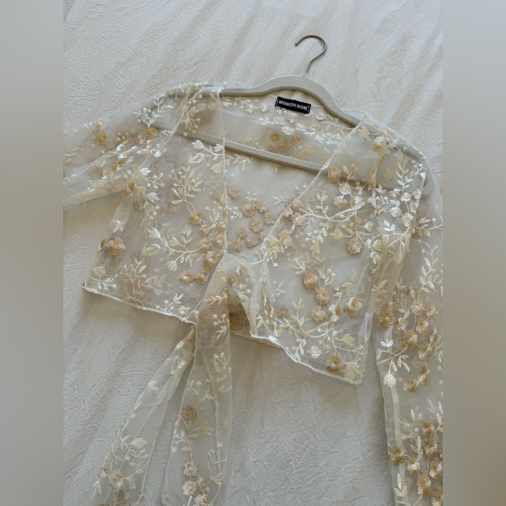 Brand new floral long-sleeve top